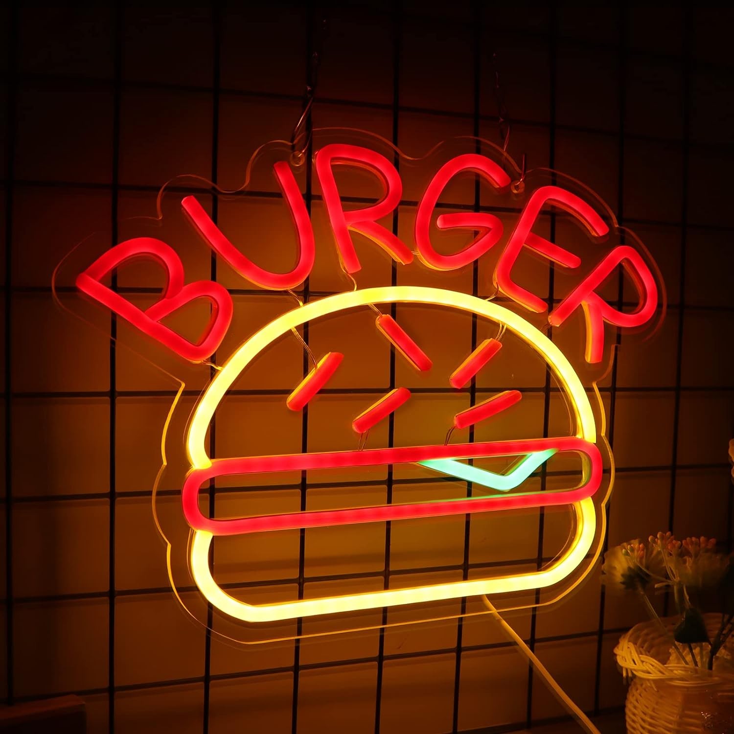 mėsainio apšvietimo neoninės iškabos logotipas ant sienos